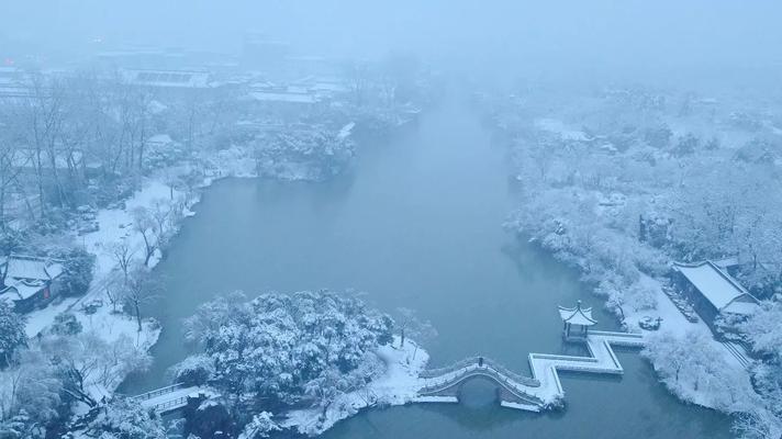 《弹弹堂手游》冰雪世界，拥抱清凉系雪宠（以春风夏月不如你为代表的清新风格）